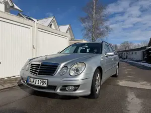 Mercedes-Benz E 220 E 220 T CDI Automatik Avantgarde