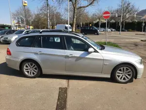 BMW 318 3er Touring 318i Touring/XENON/TEILLEDER/PDC Bild 4