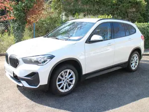 BMW X1 X1 sDrive18i Autom/Navi/SHZ/Temp/Klima/DAB/PDC