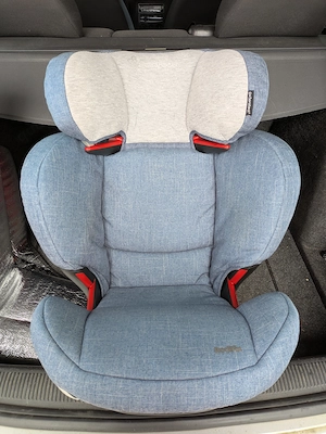 Kindersitz Auto isofix MaxiCosi Rodifix