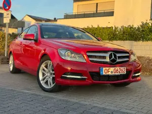 Mercedes-Benz C 250 CDI Coupe*Pano*Kamera*Xenon*AHK