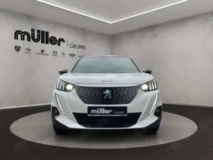 Peugeot 2008 e- GT Bild 3