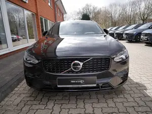 Volvo V90 T8 AWD Ultimate Dark HUD PANO 360° BW Bild 2