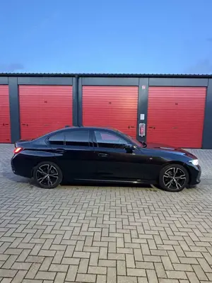 BMW 320 320d M Sport DAB HiFi Laser Kamera AHK Garantie Bild 4