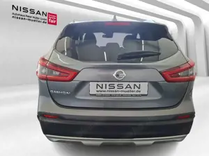 Nissan Qashqai 1.3 DIG-T DCT N-Motion Design BF Safe IPA LED Bild 5