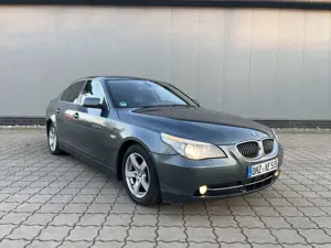 BMW 520 520i