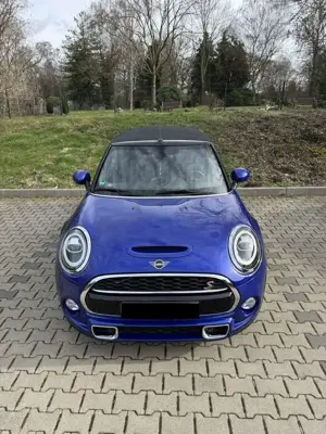 MINI Cooper S Cabrio