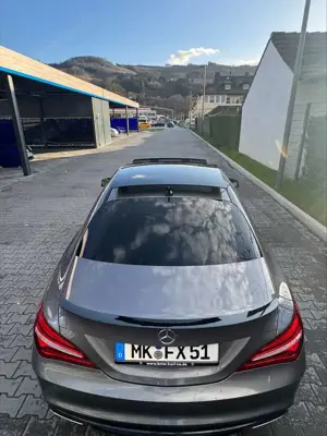 Mercedes-Benz CLA 180 CLA 180 Peak Edition Bild 4