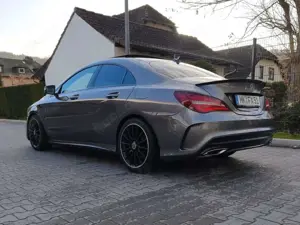 Mercedes-Benz CLA 180 CLA 180 Peak Edition Bild 3