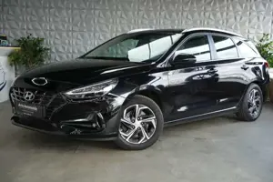 Hyundai i30 cw PRIME*CARPLAY*NAVI*KAMERA*LED*SHZ Bild 2