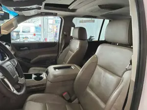 GMC Yukon XL  5,3V8 AWD, 7-Sitzer Bild 5