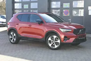 Volvo XC40 B3 Plus Dark*LED*PANO*360*HK*BLIS*AHK