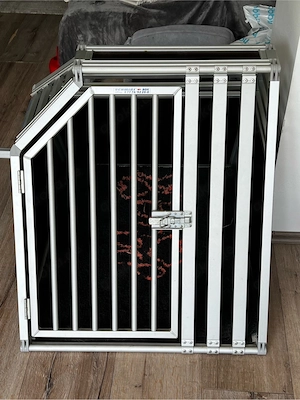 Hundetransportbox