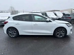 Ford Focus Lim. ST-Line 1.0 EcoBoost Automatik