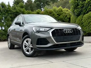 Audi Q3 35 TFSI basis AHK ACC 1ERH