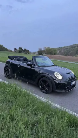MINI Cooper S Cabrio Yours Trim Leder LED PDC Carplay TÜV JCW 2. Hd
