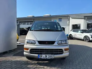 Mitsubishi Space Gear Bild 5