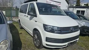 Volkswagen T6 Kombi Kombi / Tüv 8/26 / Scheckheft / 9 Sitzer/ AHK