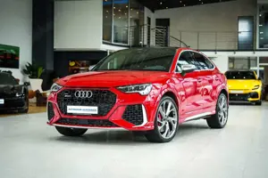 Audi RS Q3 2.5 TFSI quattro*RS.ABGAS*SONOS*MATRIX*SPORT-SITZE