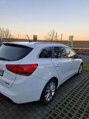 Kia Ceed SW / cee'd SW Ceed 1.4 CVVT SW Dream Team Edition