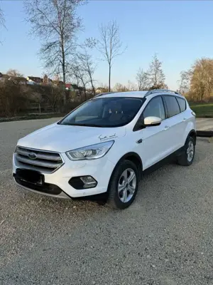 Ford Kuga 1.5 EcoBoost 2x4 Trend