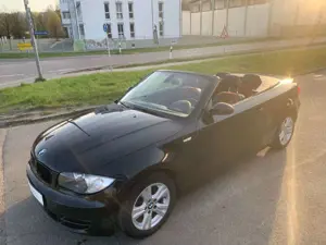 BMW 118 1-er 118i Cabrio*2.HAND*GEPFLEGT*TEILLEDER*AUX