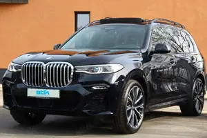 BMW X7 MeGaVoLL M-SPORT 360° 7Sitz STANDHZ 22" INNO.