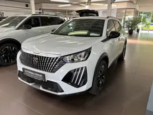 Peugeot 2008 Allure Navi SHZ PDC KLIMA APP AHK