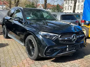 Mercedes-Benz GLC 220 d 4M AMG PANO 360° DTR HEAD-UP KEYLESS Bild 3