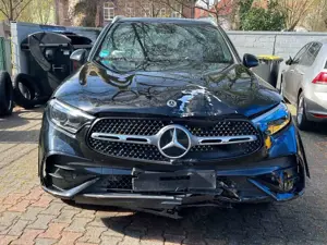 Mercedes-Benz GLC 220 d 4M AMG PANO 360° DTR HEAD-UP KEYLESS Bild 4