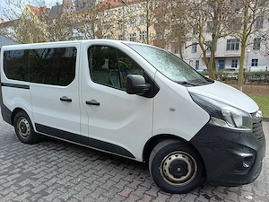 Opel Vivaro B 1,6 Kombi, TÜV neu, L1H1, 9 Si, AHK