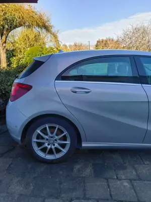 Mercedes-Benz A 180 A 180 d Style Bild 3