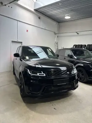 Land Rover Range Rover Sport D300 (SDV6) Autobiography Dynamic