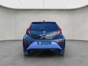 Toyota Aygo X X 1,5 Hybrid Teamplayer Bild 4