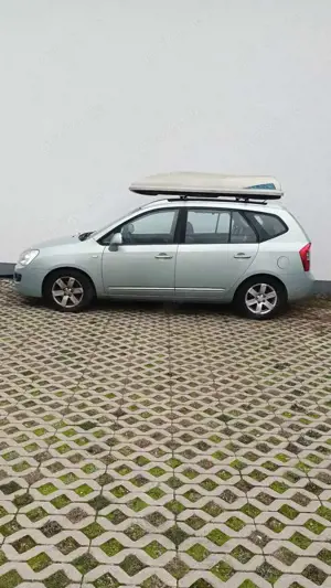 Kia Carens 2.0 CVVT LX
