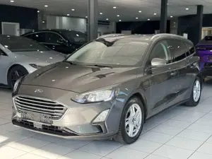 Ford Focus Turnier CoolConnect*LED*CARPLAY*NAVI*