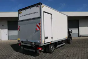 Mercedes-Benz Sprinter 316 CDI RWD (907.135) Koffer Luft LBW Bild 4