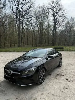 Mercedes-Benz CLA 200 d 7G-DCT Bild 3