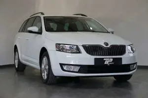 Skoda Octavia Combi 2.0 TDI DSG Ambition *Navi *Kamera Bild 3