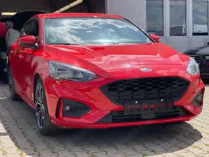 Ford Focus Lim. ST-Line X Wasserschaden