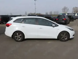 Kia Ceed SW / cee'd SW Sportswagon Edition 7 Klima Bild 3