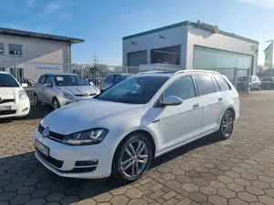 Volkswagen Golf Variant 1.4 TSI BMT Lounge"VW S-Heft"Pano"8-fach bereift