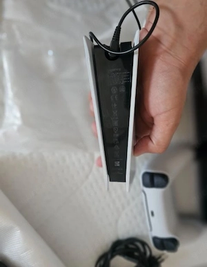 Playstation 5 mit 825GB