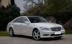 Mercedes-Benz S 350 S 350 BlueTEC DPF 4Matic 7G-TRONIC