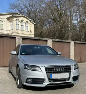 Audi A4 Avant 2.0 TDI DPF quattro S line Sportpaket (plus)