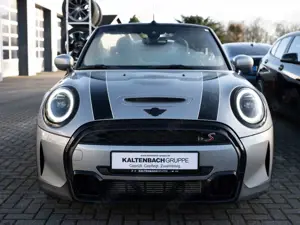 MINI Cooper S Cabrio MINI Yours Trim LED NAVI SHZ Bild 2