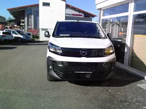 Opel Vivaro Basis XL (L3) Bild 2