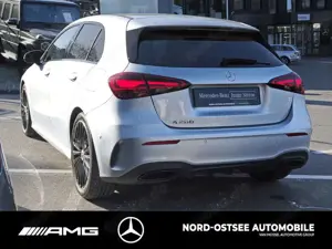 Mercedes-Benz A 200 AMG MBUX NIGHT SHZ KLIMA Bild 4