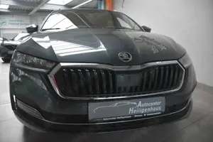 Skoda Octavia Combi Style DSG LED Navi Kamera ACC AHK