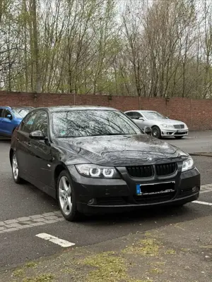 BMW 320 320d in gutem zustand TUV bis 12/26